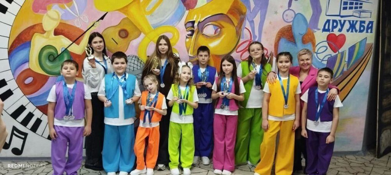 👉14 февраля в г. Энгельсе состоялся XII Открытый международный квалифицированный конкурс "Таланты России", в котором приняли участие вокальные коллективы МУК "МЦКС" Марксовского района филиала Подлесновского ЦДиО.