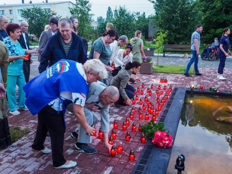 Международные акции «Огненные картины войны» и «Свеча памяти» в ГАУ СО ""Подлесновский Дом-Интернат для престарелых и инвалидов".